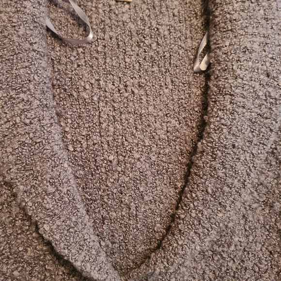 ECI New York Woman's Long Sleeve Two Button Sweater, Size: Small Color: Grey - Picture 7 of 10